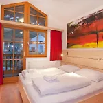In With Swimming Pool And Views Wald im Pinzgau