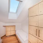아파트 In With Swimming Pool And Views 왈드임핀즈가우