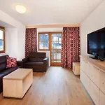 Appartement In With Swimming Pool And Views