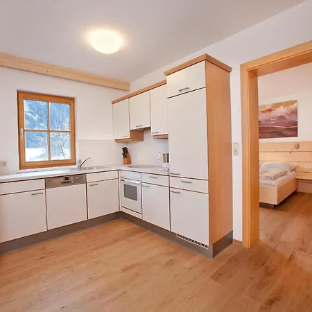 Apartman In With Swimming Pool And Views *