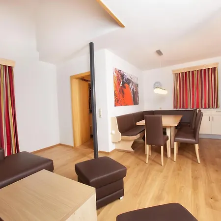 In With Swimming Pool And Views Apartman *