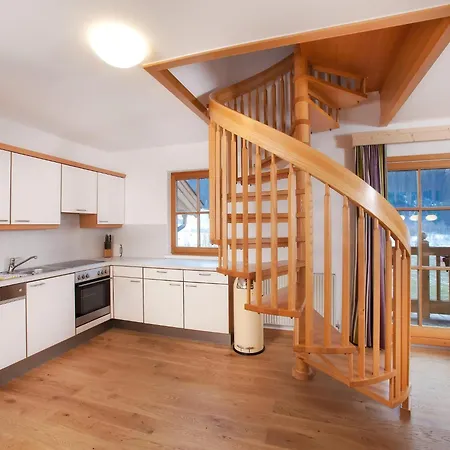 In With Swimming Pool And Views Wald im Pinzgau