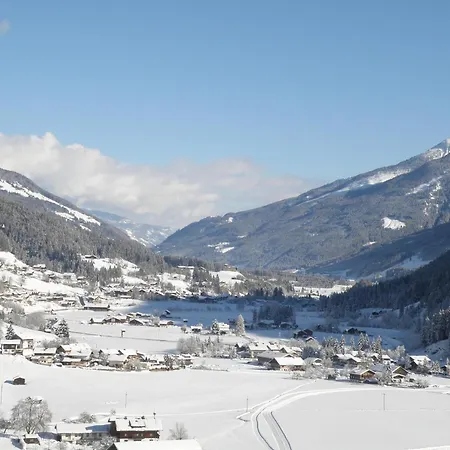 Apartman In With Swimming Pool And Views *