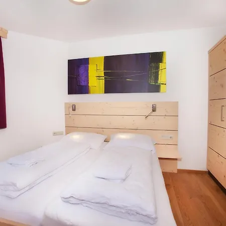 In With Swimming Pool And Views * ヴァルト・イム・ピンツガウ