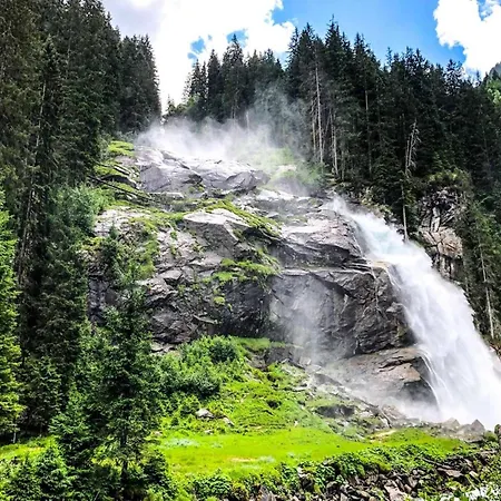 In With Swimming Pool And Views * Wald im Pinzgau