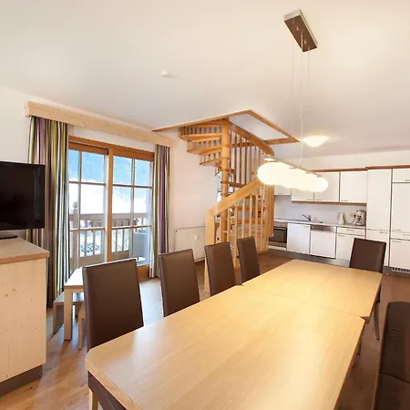 In With Swimming Pool And Views アパート