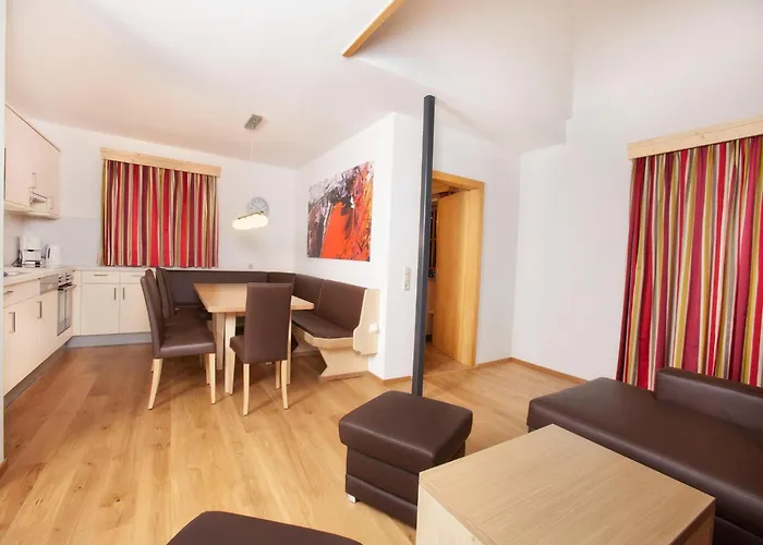 In With Swimming Pool And Views Appartamento