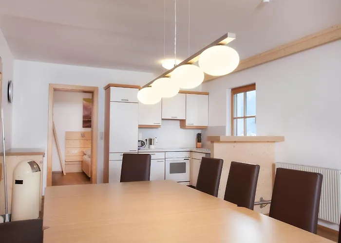 In With Swimming Pool And Views Appartamento