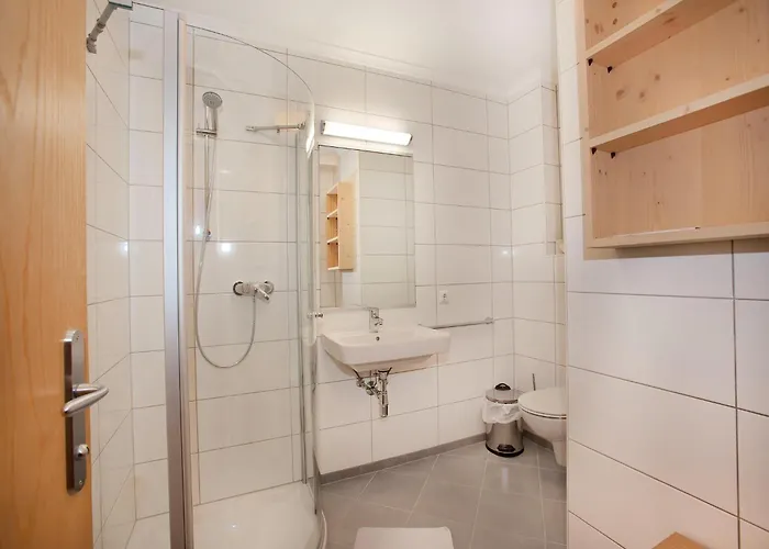 In With Swimming Pool And Views Appartamento *