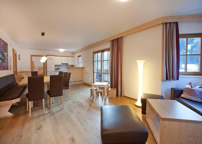 Appartamento In With Swimming Pool And Views Wald im Pinzgau