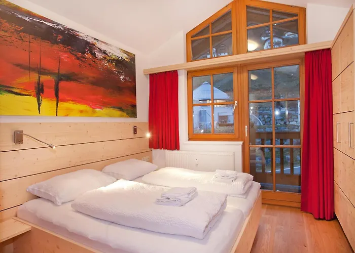 In With Swimming Pool And Views Wald im Pinzgau