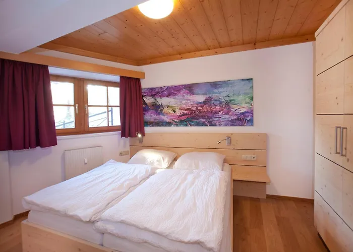 In With Swimming Pool And Views Wald im Pinzgau