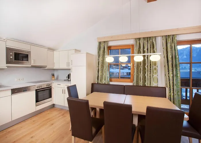 In With Swimming Pool And Views * Wald im Pinzgau