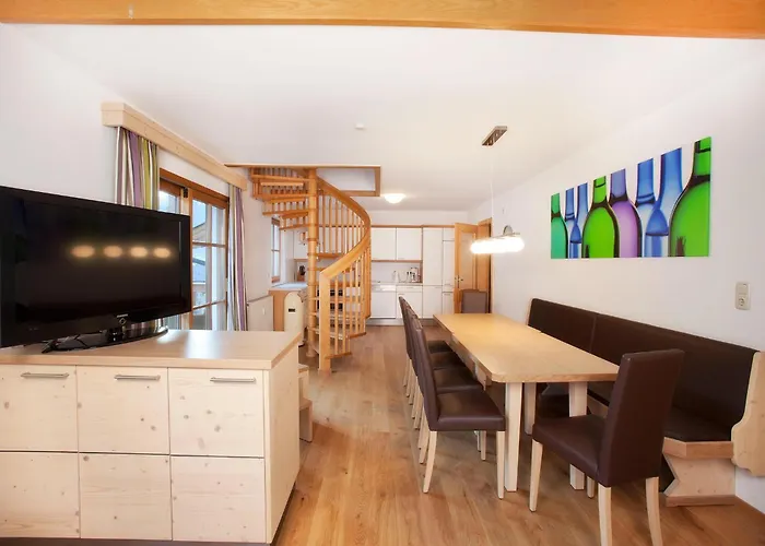 In With Swimming Pool And Views Appartamento *