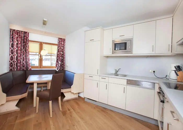 In With Swimming Pool And Views Appartamento Wald im Pinzgau